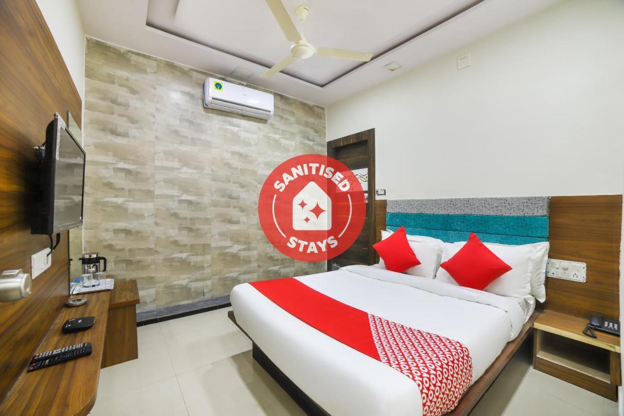 Oyo 67345 Hotel Anjani Inn Naroda Exterior foto